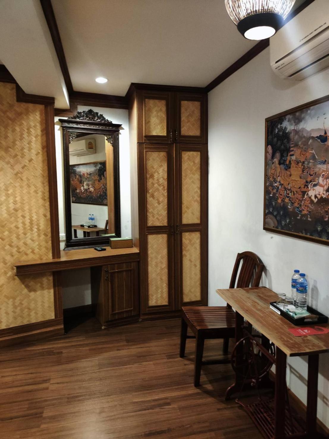 Mstay Bangkok Exterior photo